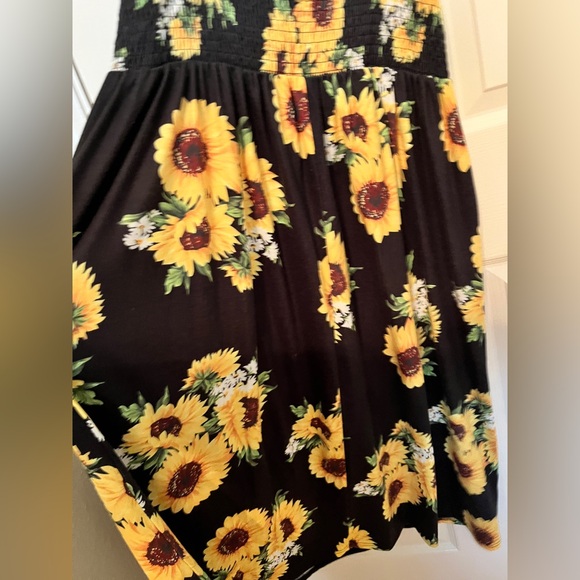 Sunflower Midi dress - Picture 7 of 9